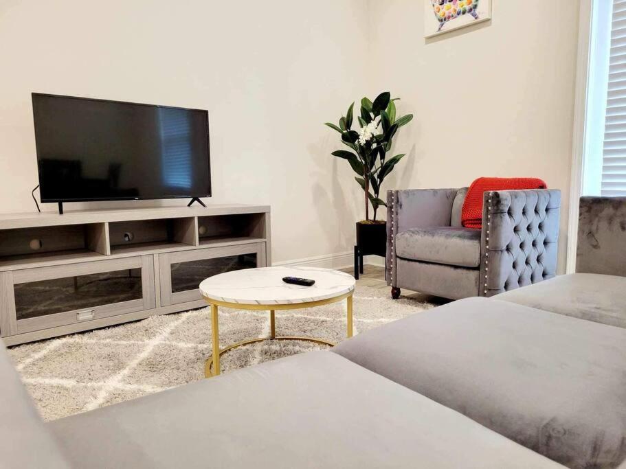 Brand New House In Pensacola,Ev Connector Available * Pensacola